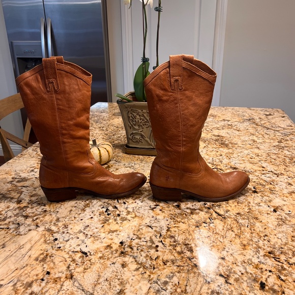 Frye Western Riding Boots - Tan Size 8.5 - Picture 2 of 5